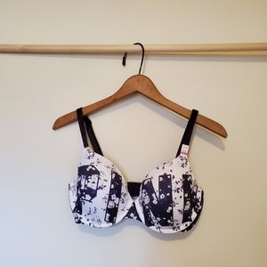 Pink Victoria Secret Bra Brand New 34DD